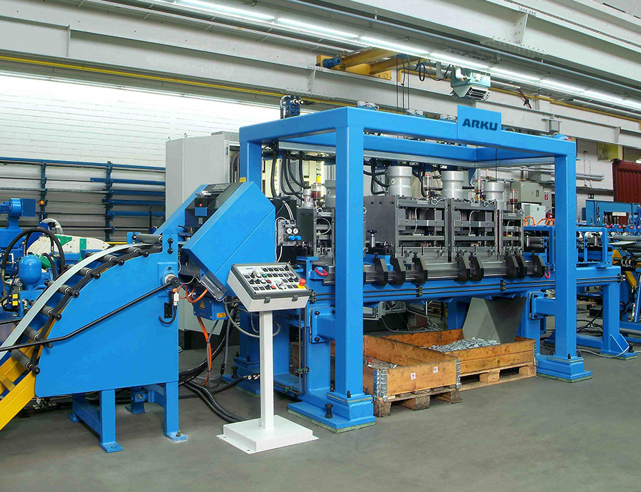 1530866713630157.jpg 卷材加工线